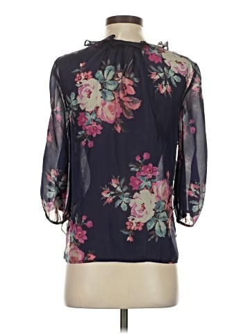 Leifsdottir 3/4 Sleeve Blouse (view 2)