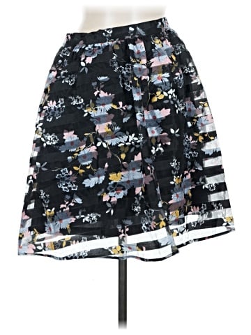 Xhilaration Casual Skirt (view 1)