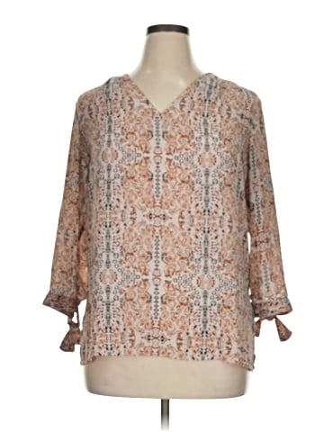 Violet & Claire 3/4 Sleeve Blouse (view 1)
