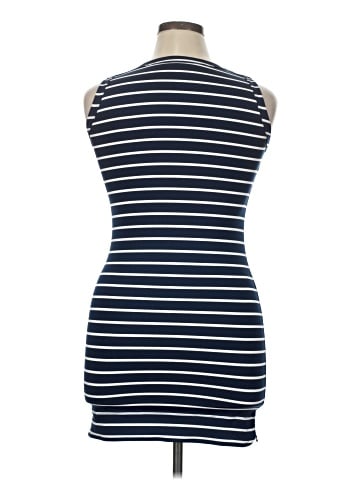 Vineyard Vines Casual Dress (view 2)