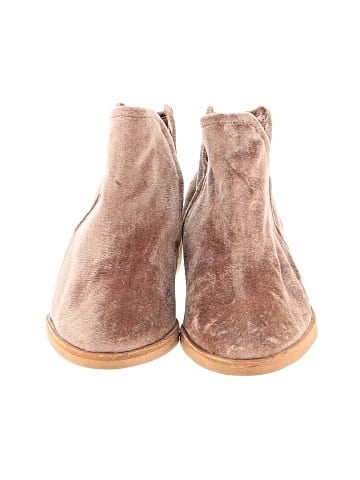 Dolce Vita Ankle Boots (view 2)