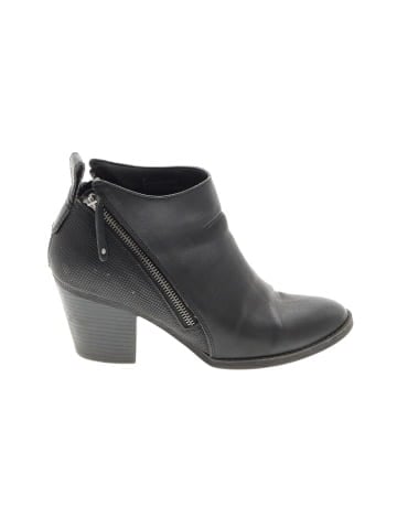 DV Ankle Boots (view 1)