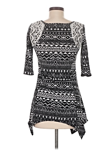 Mudd Casual Dress (view 2)