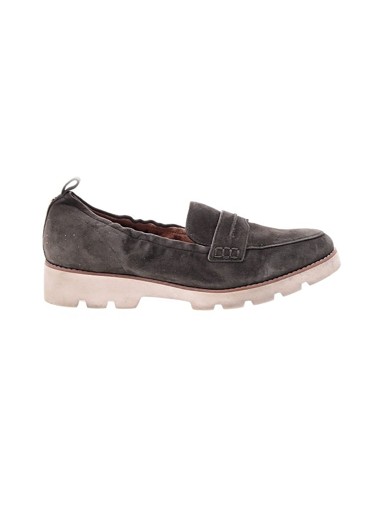 Pre-owned Vionic Flats In Green