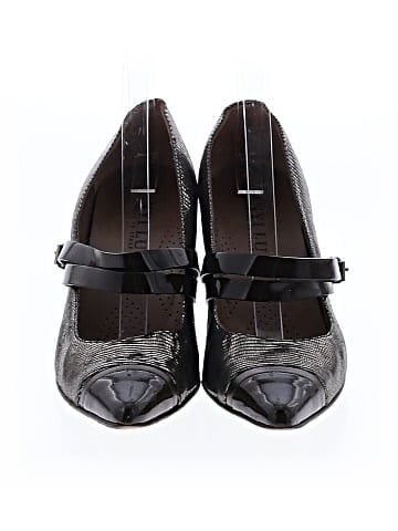 Anyi Lu Heels (view 2)