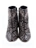 Vince. 100% Leather Gray Black Ankle Boots Size 7 - photo 2