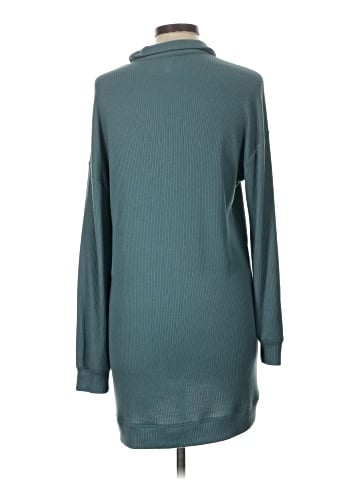 Gilly Hicks Pullover Sweater (view 2)