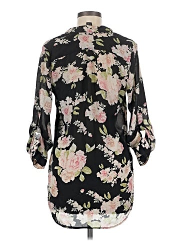 Justify 3/4 Sleeve Blouse (view 2)