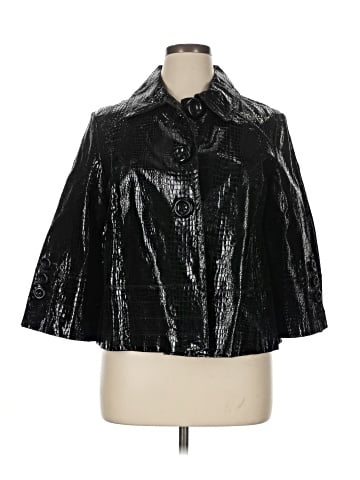 600 West Raincoat (view 1)