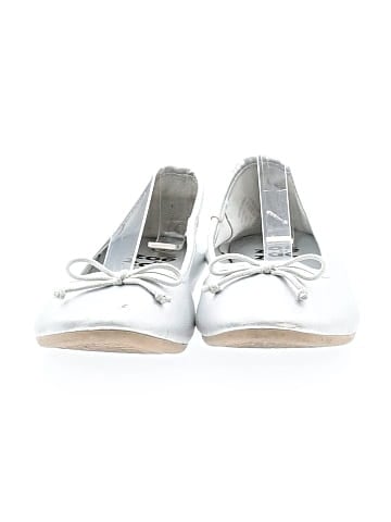 Zoe & Zac Flats (view 2)