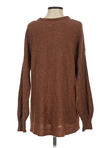 American Eagle Outfitters Pullover Sweater (view 2)