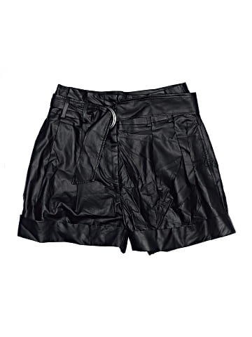 Elizabeth and James Shorts (view 1)