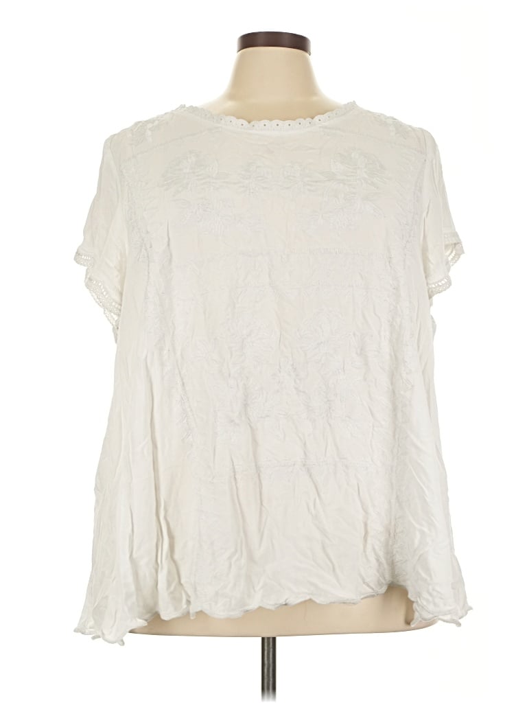Pre-owned Torrid Short Sleeve Blouse In Ivory