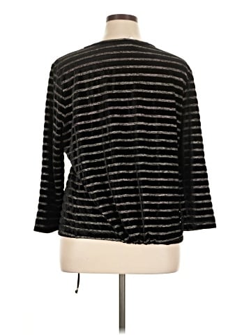Hearts of Palm Woman 3/4 Sleeve Top (view 2)