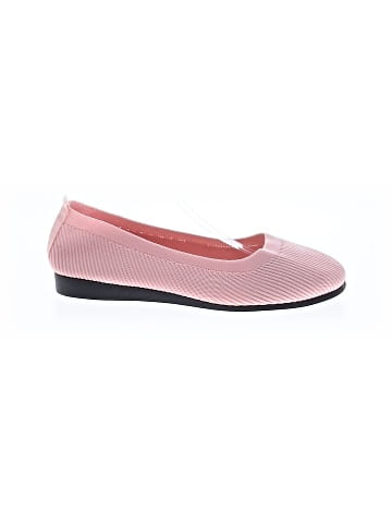 Unbranded Flats (view 1)