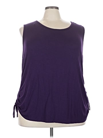 Socialite Sleeveless Blouse (view 1)