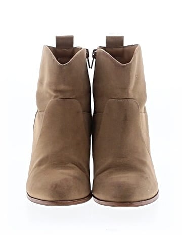 Amazon Essentials Ankle Boots (view 2)