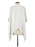 Pixi + Ivy White Poncho Size Sm - Med - photo 2