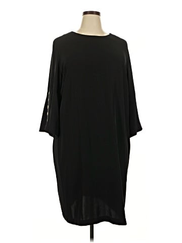 Carmen Carmen Marc Valvo Casual Dress (view 1)