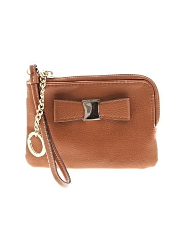 Target Wristlet (view 1)