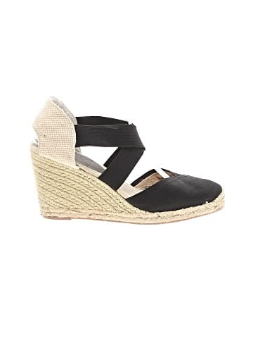 Adrienne Vittadini Wedges (view 1)