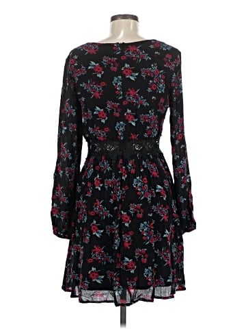 Alya Casual Dress (view 2)