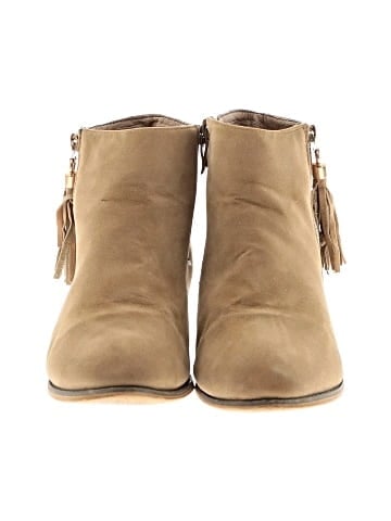 Unbranded Ankle Boots (view 2)