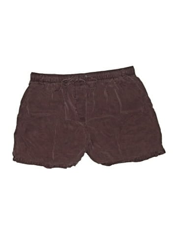 Gap Shorts (view 1)
