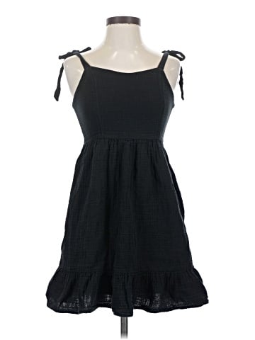 Old Navy Casual Dress (view 1)