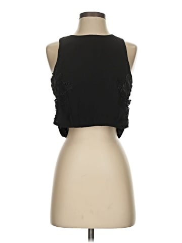 Uniq Sleeveless Blouse (view 1)