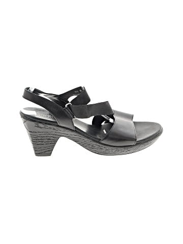 Munro American Sandals (view 1)