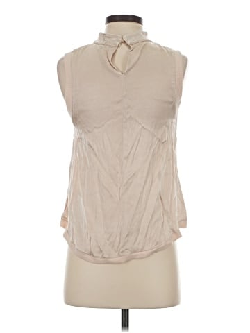 Fate Sleeveless Blouse (view 2)