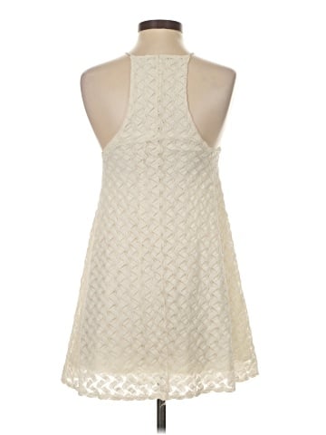 Kimchi Blue Sleeveless Top (view 2)