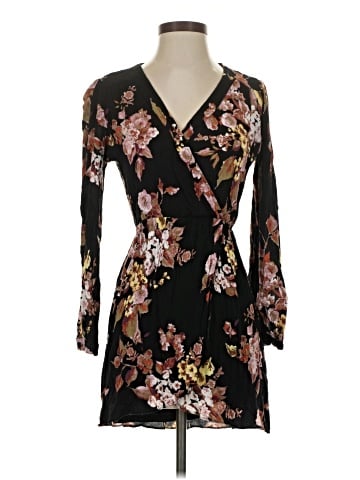 Lulus Casual Dress (view 1)