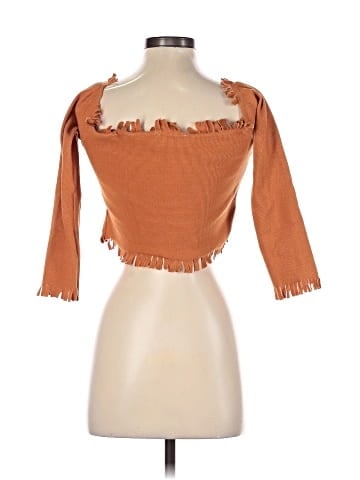 Kittenish 3/4 Sleeve Top (view 2)