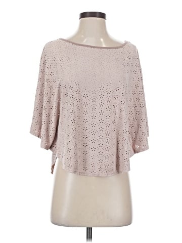 About A Girl 3/4 Sleeve Blouse (view 1)