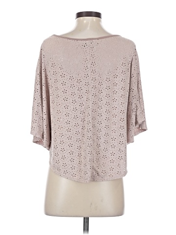 About A Girl 3/4 Sleeve Blouse (view 2)
