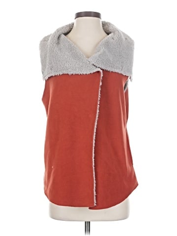 Dylan Vest (view 1)