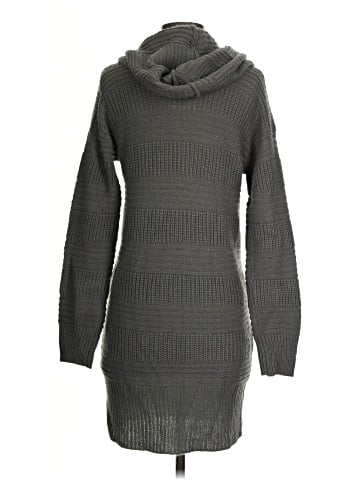 Derek Heart Pullover Sweater (view 2)