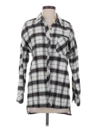 Miss Posh Long Sleeve Button-Down Shirt (view 1)
