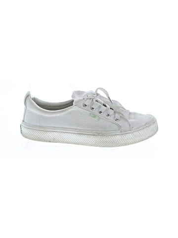 Cariuma Sneakers (view 1)