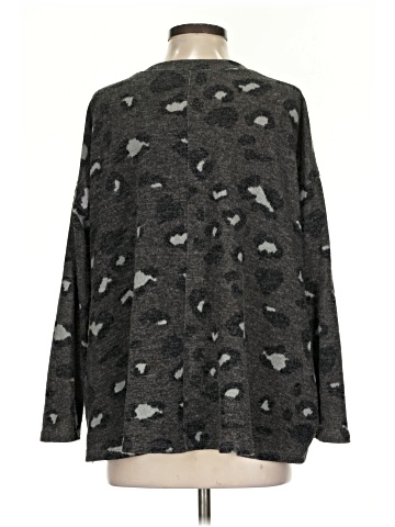 Cherish Pullover Sweater (view 2)