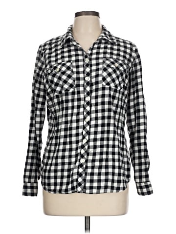Croft & Barrow Long Sleeve Button-Down Shirt (view 1)