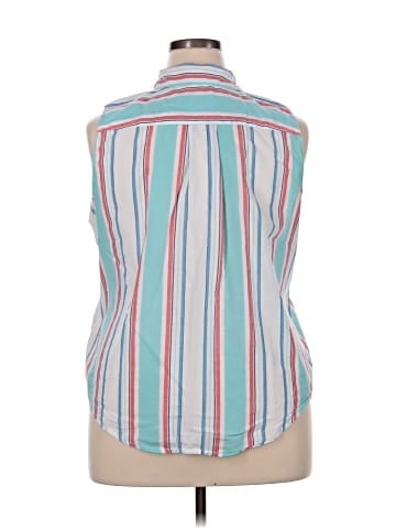St. John's Bay Sleeveless Button-Down Shirt (view 2)