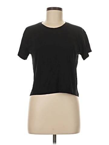 Lululemon Athletica Short Sleeve T-Shirt (view 1)