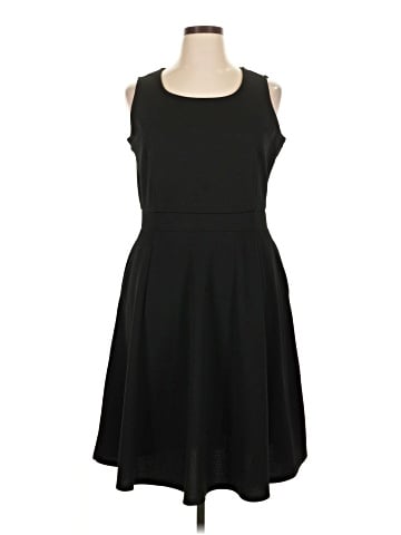 Molly & Isadora Casual Dress (view 1)