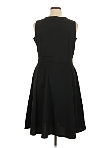 Molly & Isadora Casual Dress (view 2)