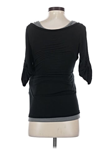A Pea in the Pod 3/4 Sleeve Top (view 2)
