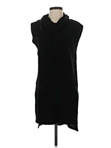 Michael Tyler Sweater Vest (view 1)