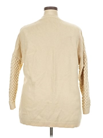 Dokotoo Cardigan (view 2)